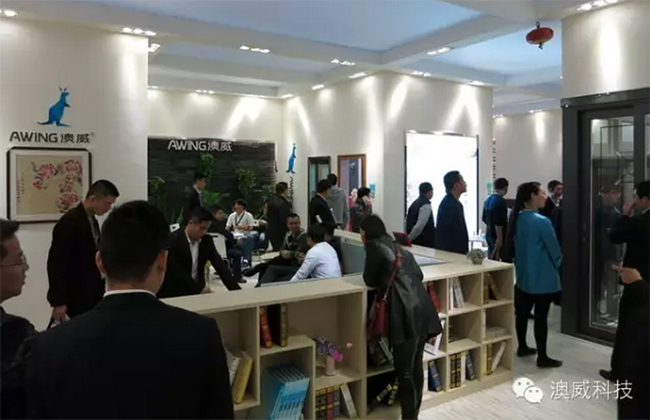 人氣爆棚，澳威攜“新中式系列”驚艷亮相廣州展